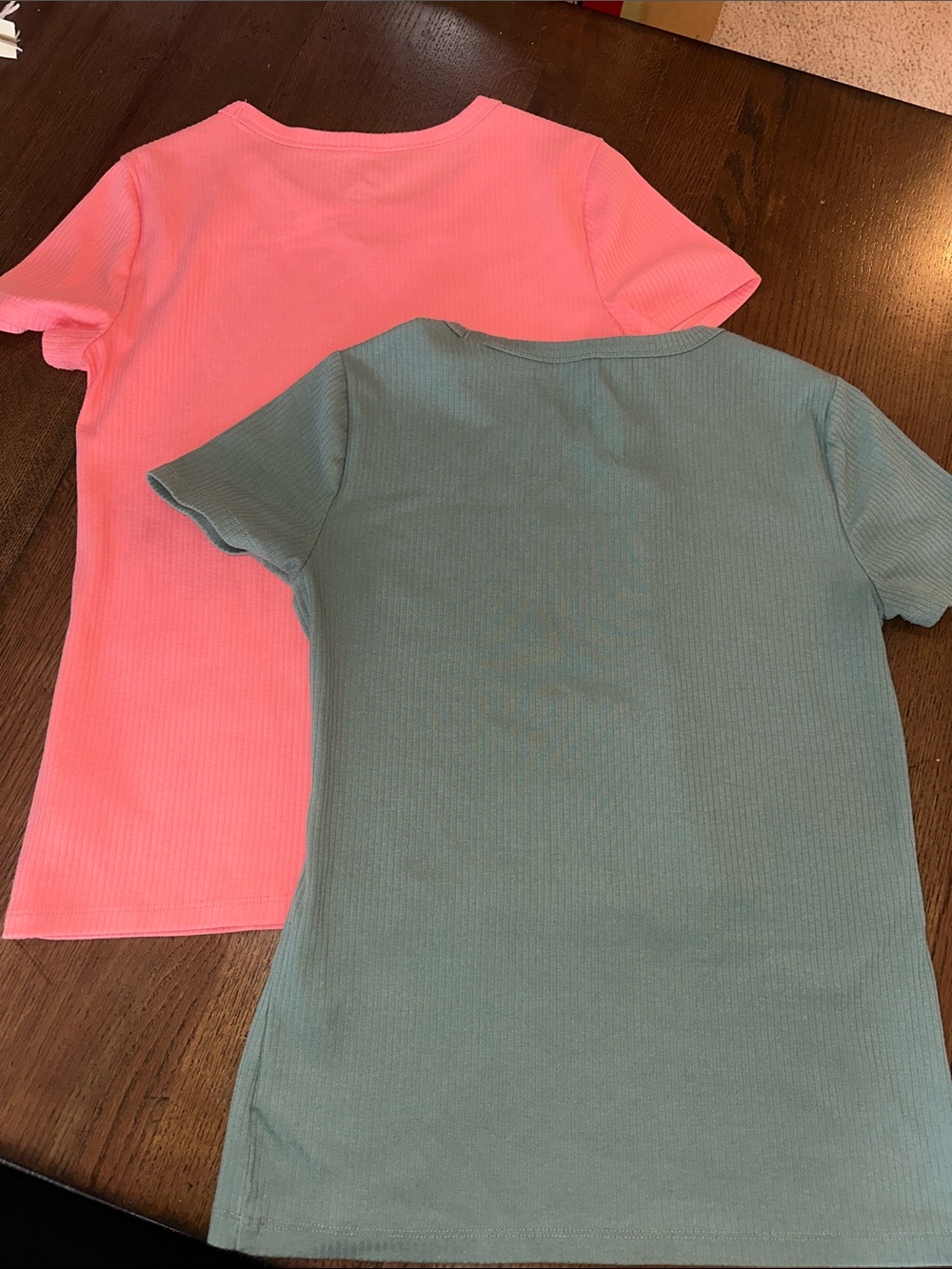 GAP Short-Sleeve Ribbed Tees - Coral & Sage size medium - Picture 3 of 8